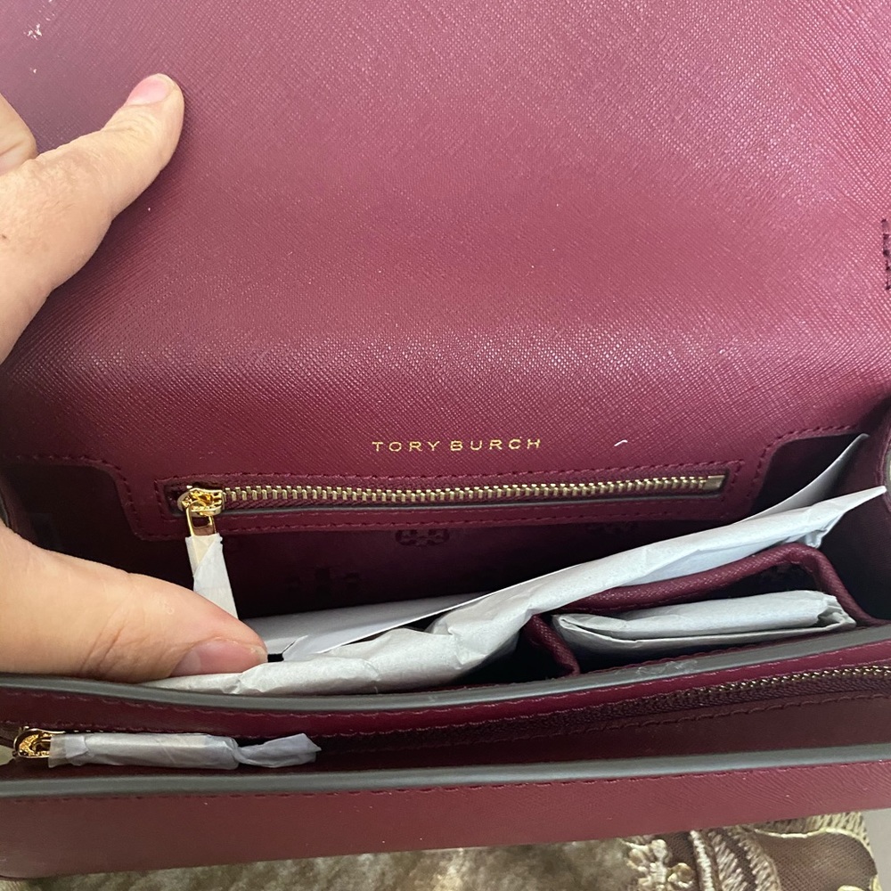 Tory Burch crossbody - Picture 7 of 8